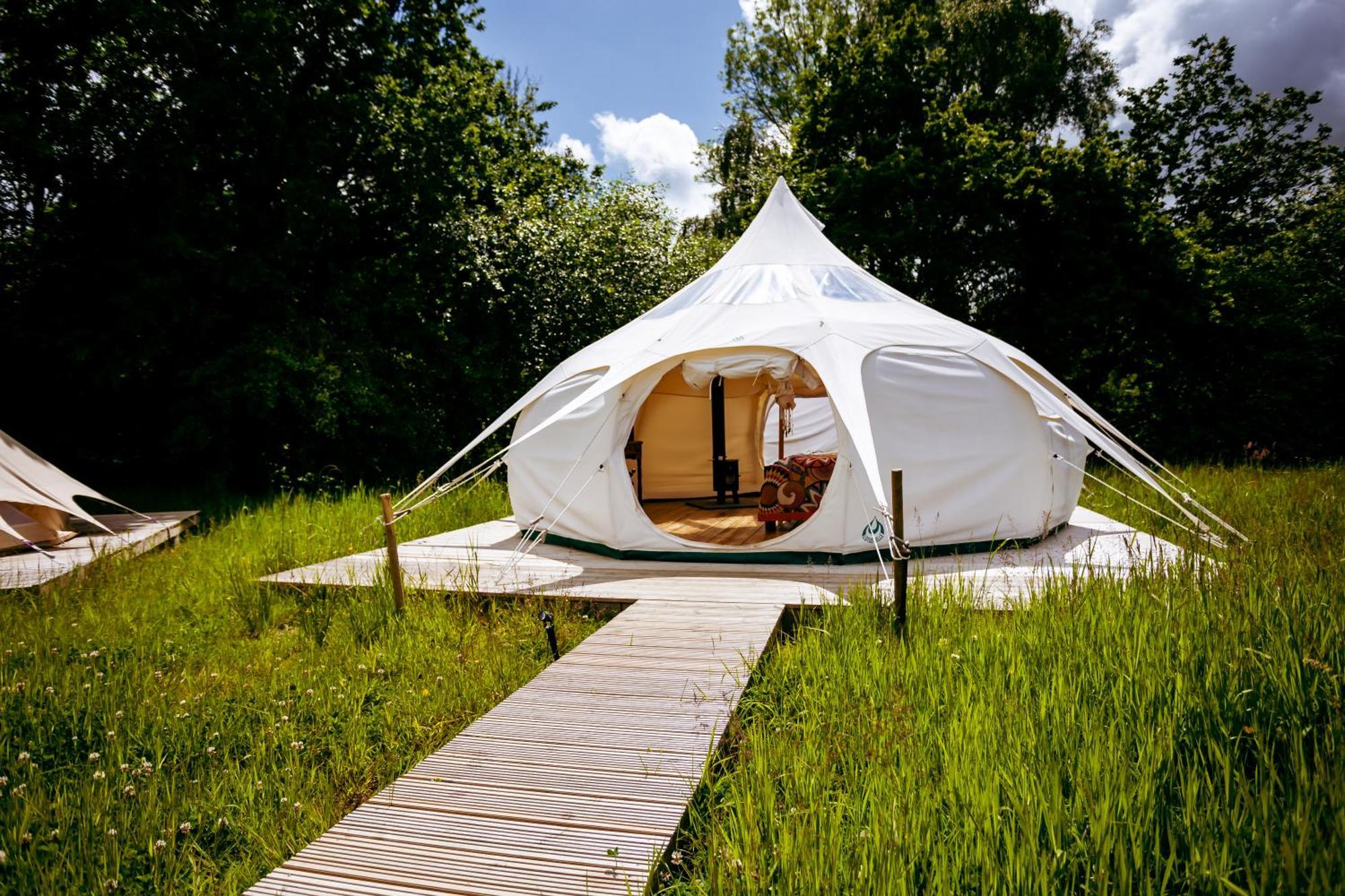 Luxury Glamping Retreat In Battle Villa Екстериор снимка